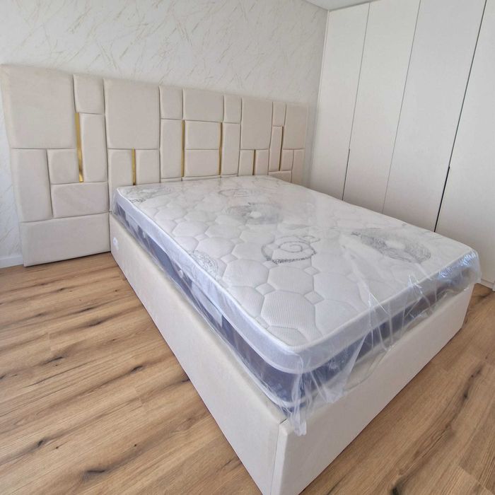 Camas de Casal Estofadas de Luxo 689€ Disp. em Várias Cores! 190x140m!