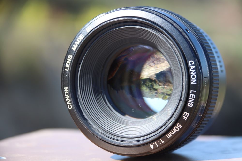 Canon EF 50mm F/ 1.4