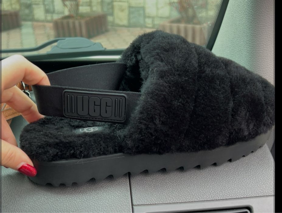 Ugg сліпери super fluff black 38 р