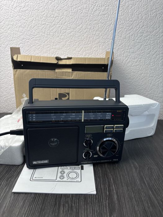 Портативне радіо Retekess TR618