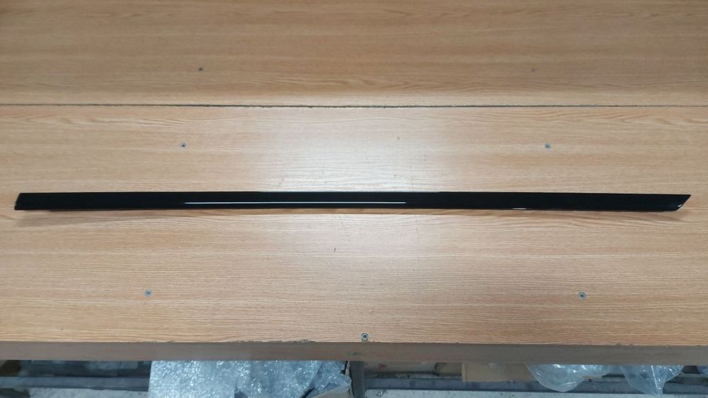 Porsche panamera 971 дверний молдінг передній лівий 971837475b041