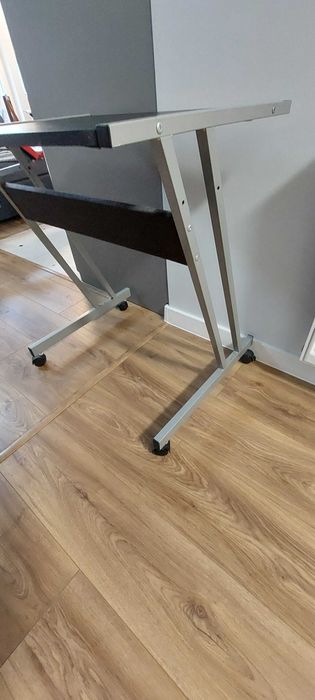 Mobilne biurko, stolik na komputer 64 x 48 x 73 cm