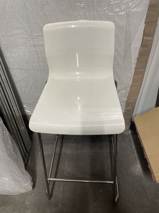 banco Glenn ikea 77cm