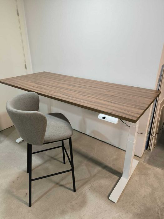 Mesa elétrica Beliani - Nova