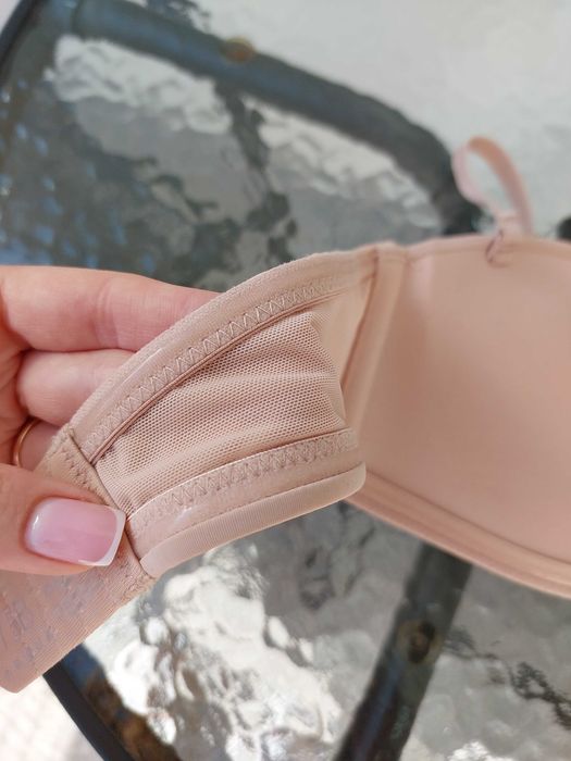 Biustonosz Magnolia (nowy, beżowy, rozmiar 75B)