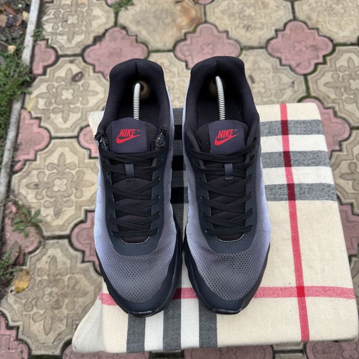 Кроссовки Nike Air Max Invigor Black/White, 46 размер, Оригинал, Кросівки