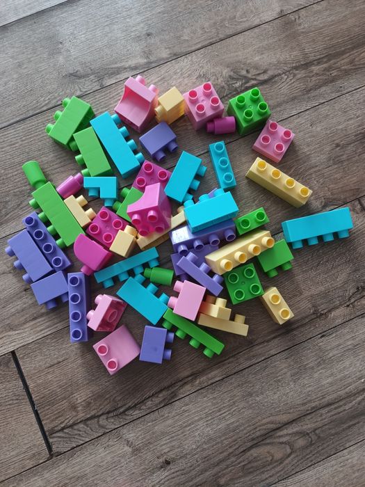 Klocki dziecięce plastikowe