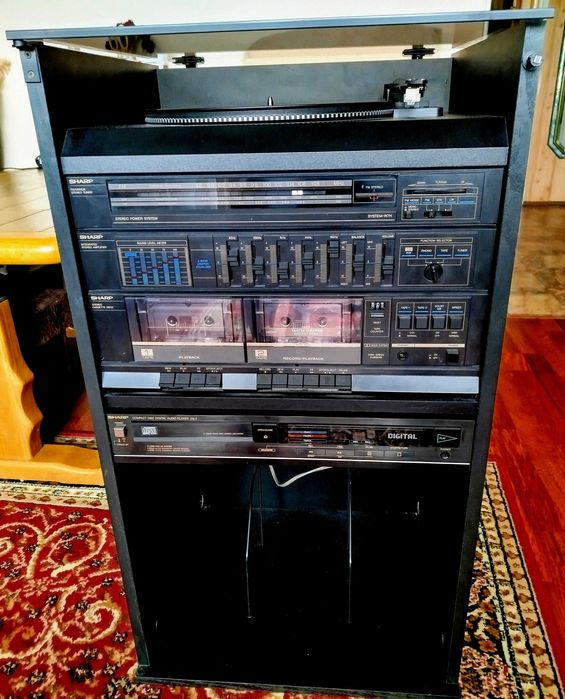 Wieża SHARP - system W7-H{BK}