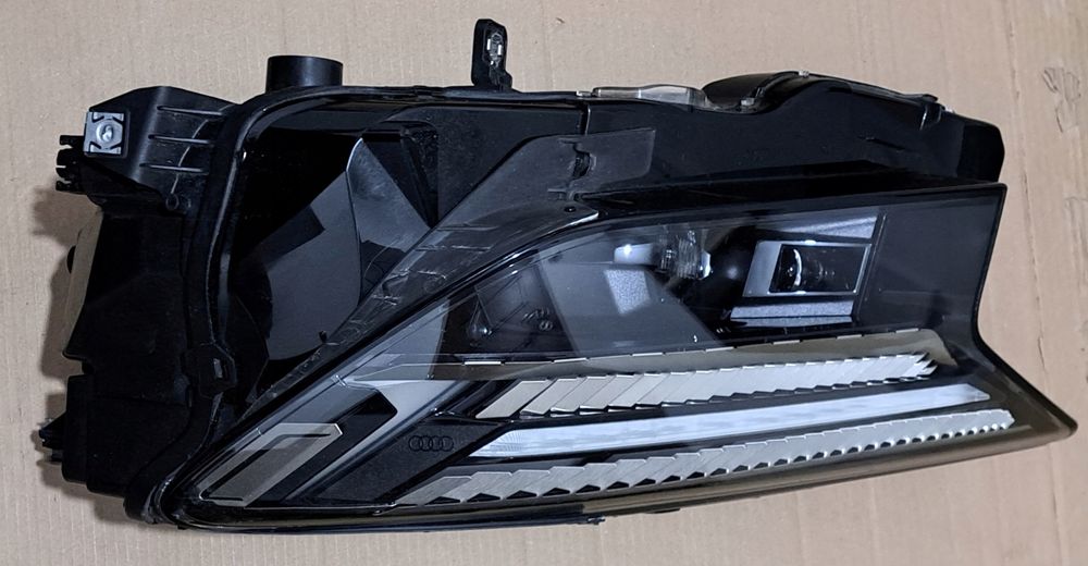 audi q4 e-tron reflektor lewy full led matrix kompletny 89a941035 (238)