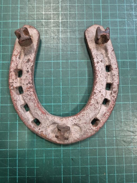 Stara podkowa na szczęście