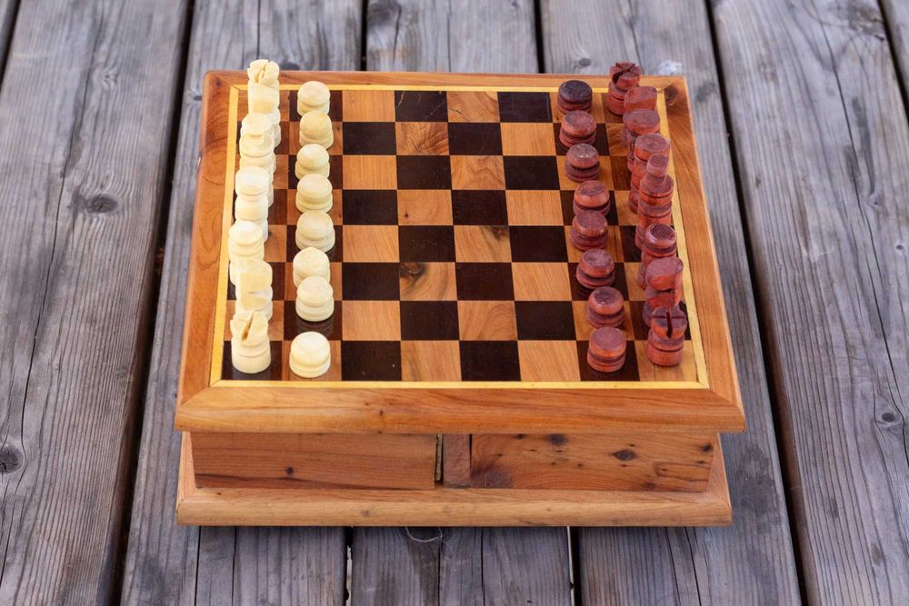 Tabuleiro de xadrez artesanal rotativo