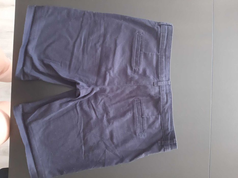 Eleganckie krótkie spodenki damskie