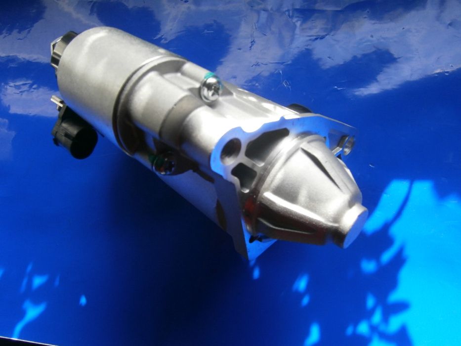 Rozrusznik Jeep Grand Cherokee 4.7 V8 rozrusznik JEEP posiadamy każdy