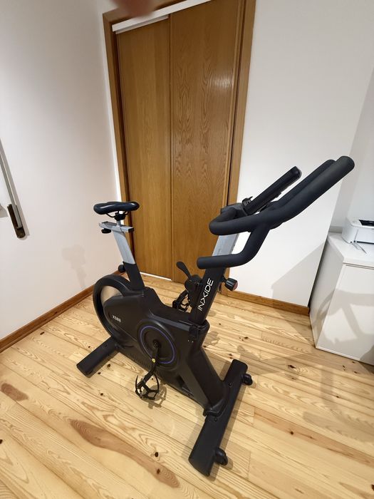 Vendo bicicleta indoor Bodytone / Inxide XS08 — pouco uso