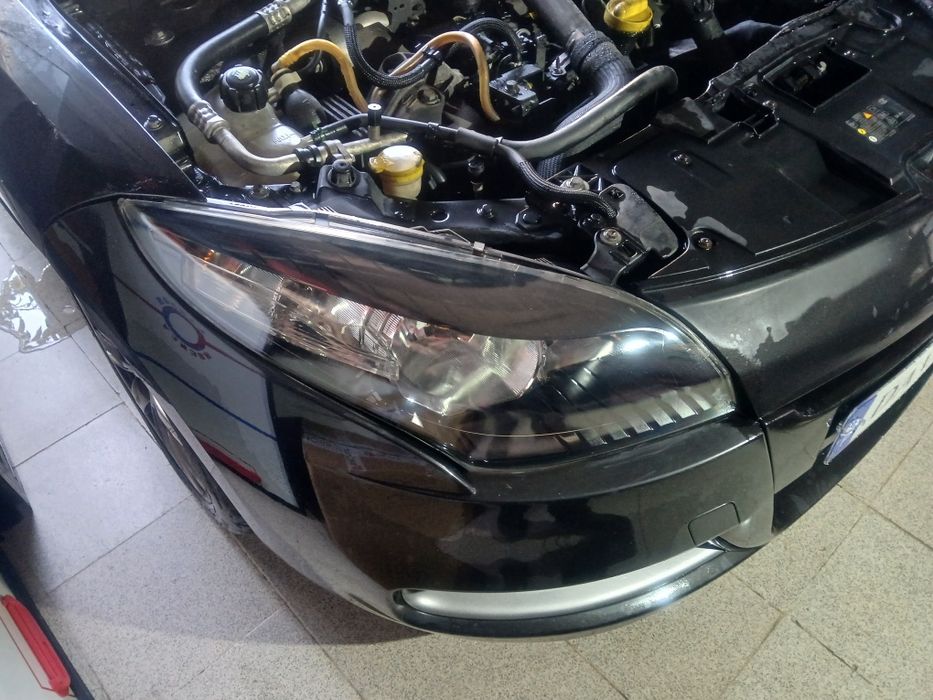 Polimento & Envernizamento de Faróis