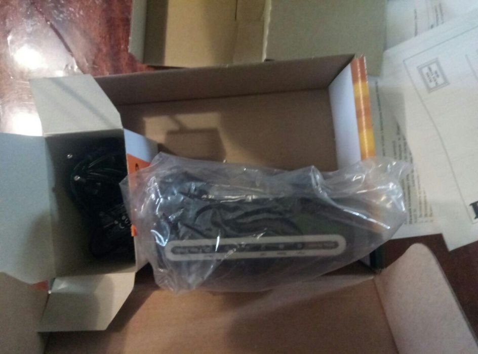 Роутер D-Link DSL-2500U