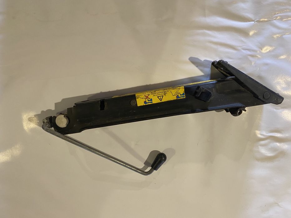 Домкрат mecedes оригинал