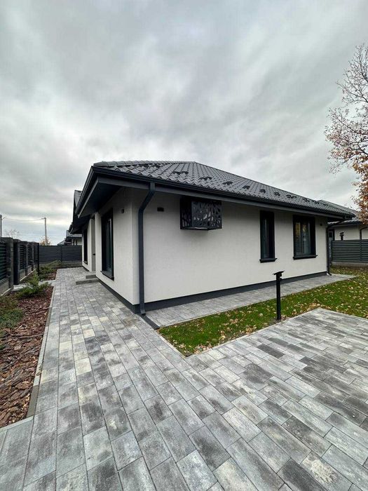 Одноповерховий будинок у Ворзелі