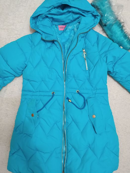 Зимова курточка  пальто для дівчинки нова