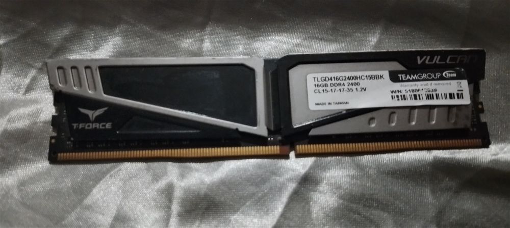 ddr4 team 2400 - купить комплектующие для ПК - Цена на OLX.ua