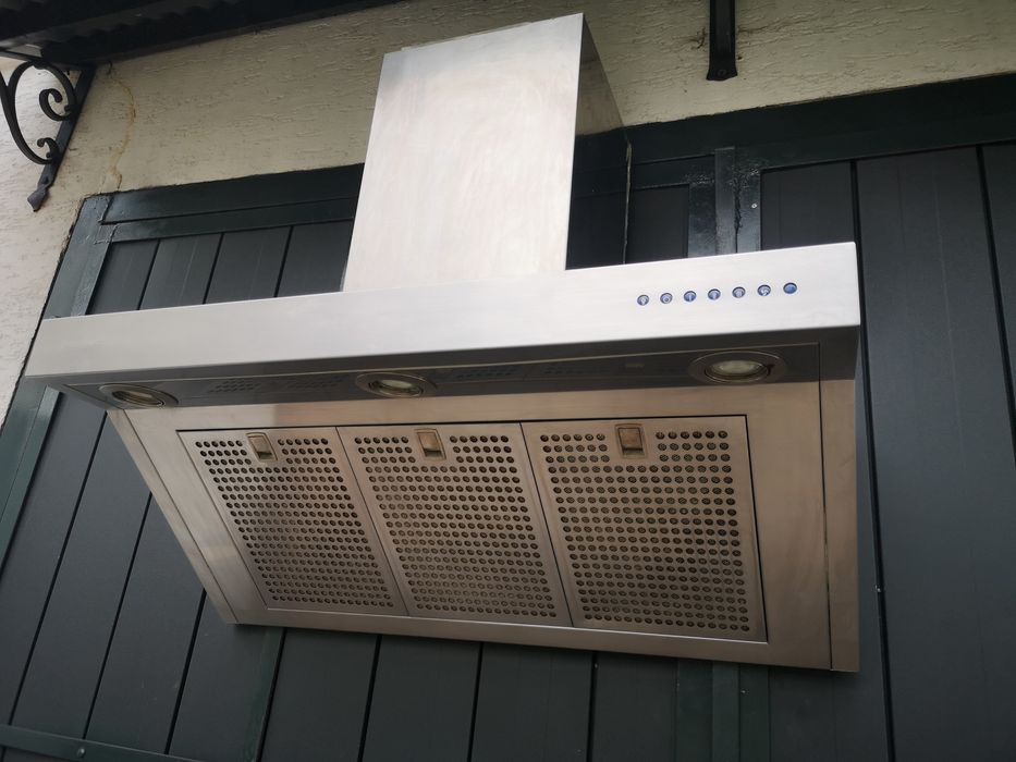 Витяжка кухонна 90см