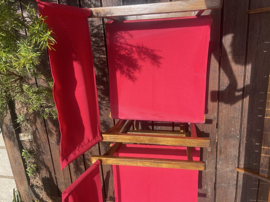 Mesa de Jardim em Madeira 4 Cadeiras Dobráveis – Conjunto Completo