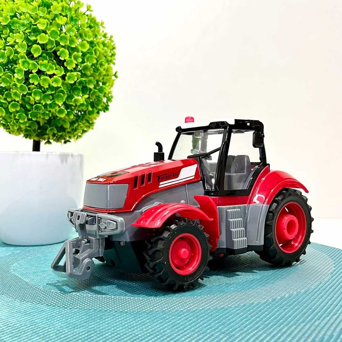 Трактор на радіокеруванні масштаб 1:24 підсвічування Червоний (HJ8011)
