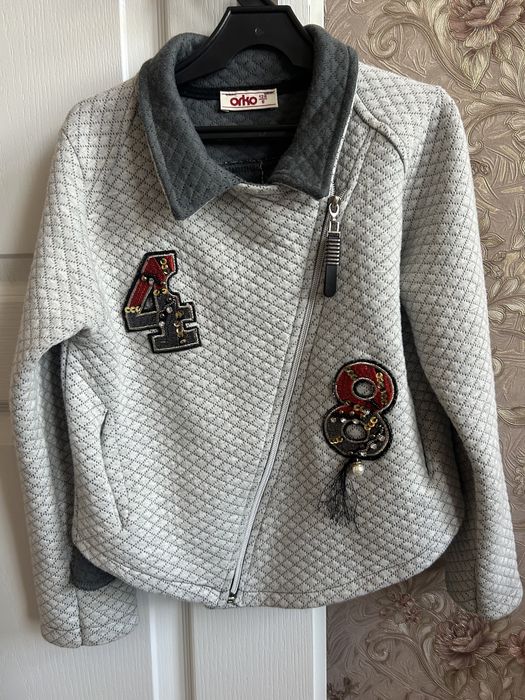 Піджак на дівчинку