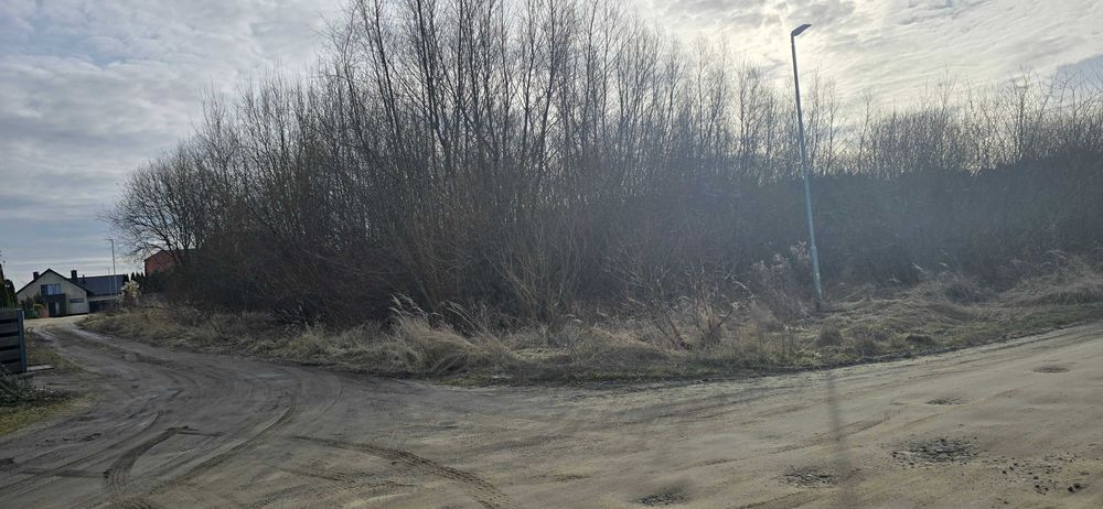 Atrakcyjna  Działka  Budowlana w  Śmieszkowie - Widok 2