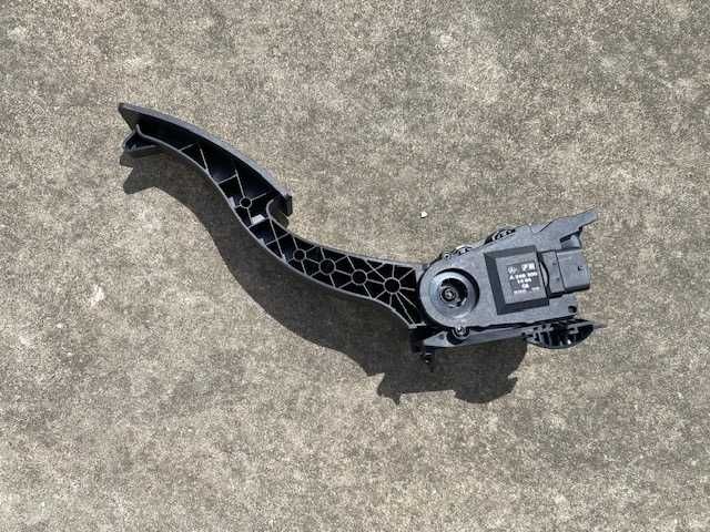 Pedal acelerador Classe B CDI 2014