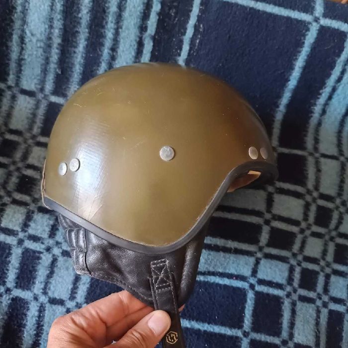 Kask Orzeszek z epoki PRL