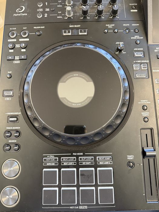 Controladora AlphaTheta XDJ-AZ