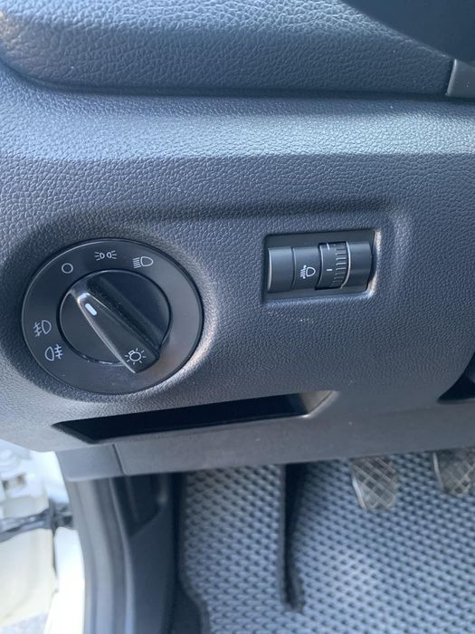 Skoda Fabia 2012 VIN TMBJK25J3C3135861 фото оголошення 22 з 24