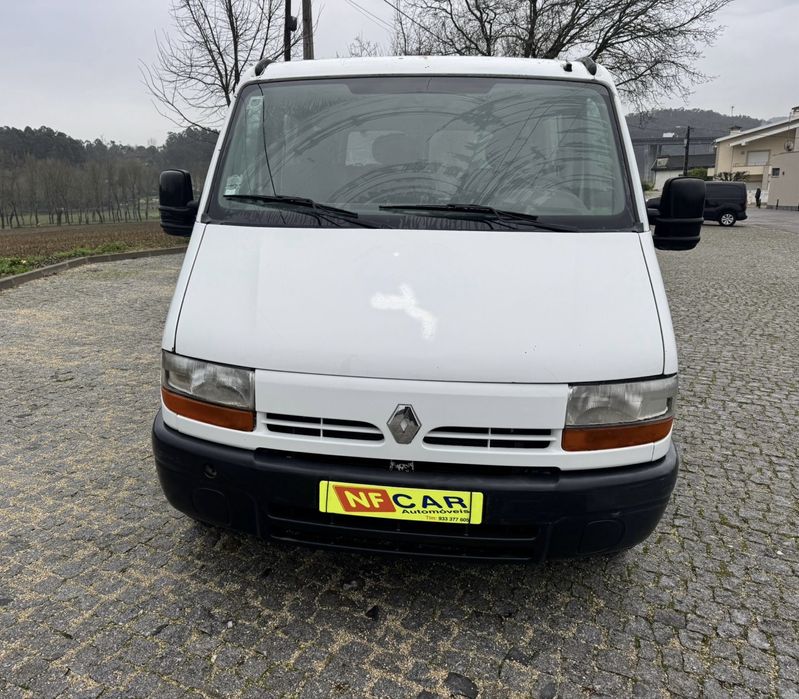 Renault Master  -  9 Lugares