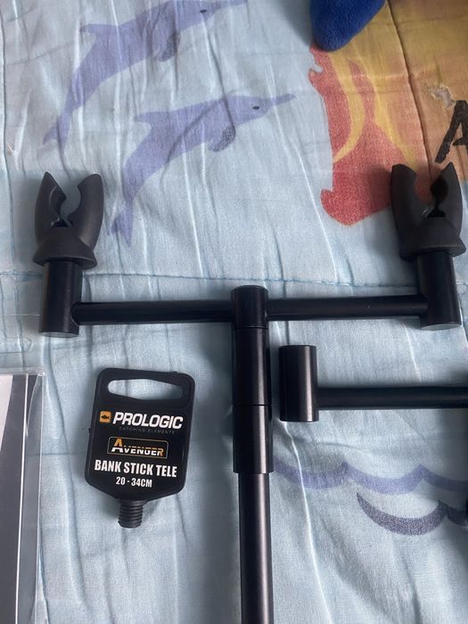 Buzz bary trakker z podpórkami prologic avenger