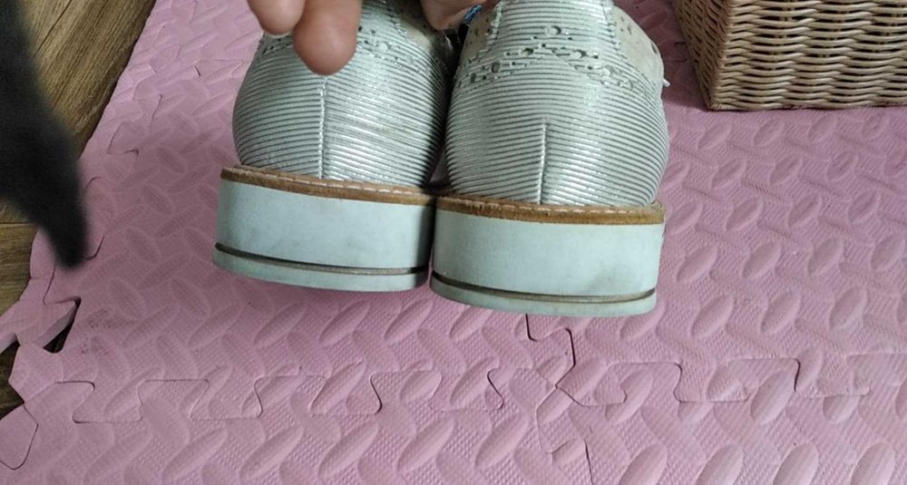 skórzane oxfordy Lloyd