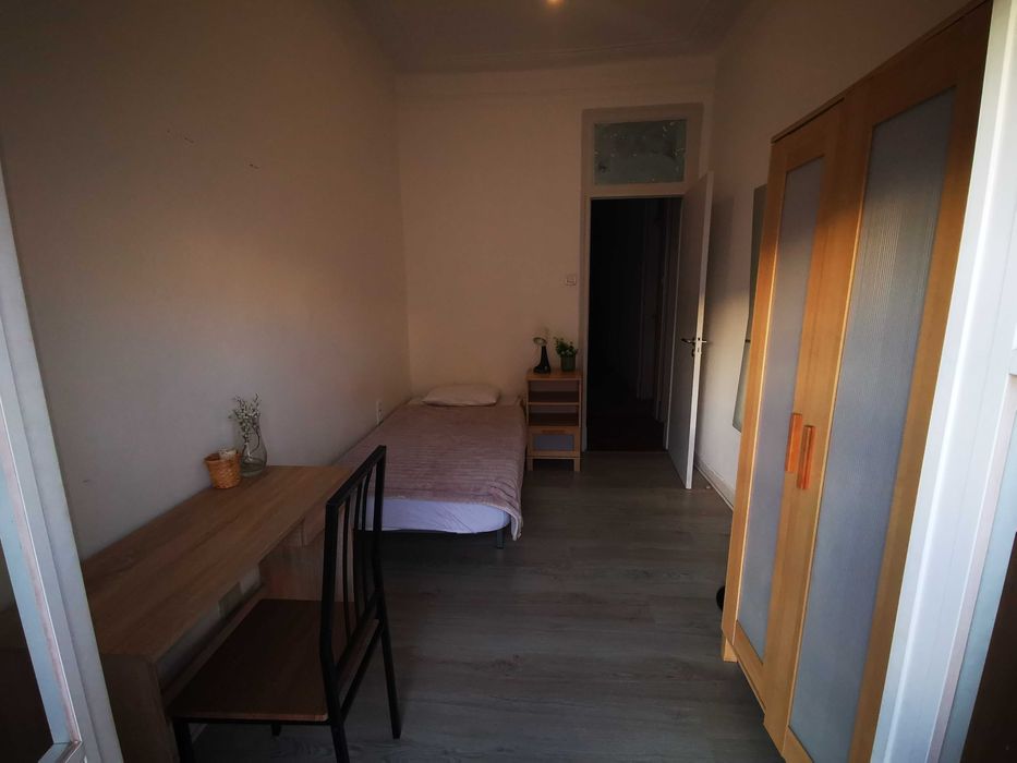 Quarto - Metro Arroios/ Alameda e IST - Só ESTUDANTES