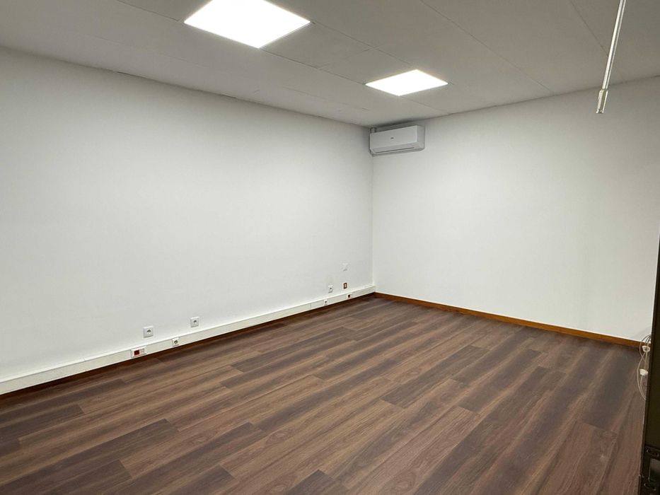 Escritório para arrendar