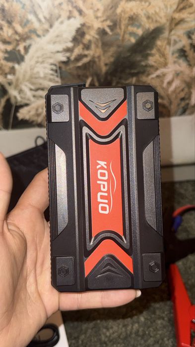 Arrancador de Bateria Carro / Powerbank KOFUO Jump Starter 12V (Novo na Caixa)