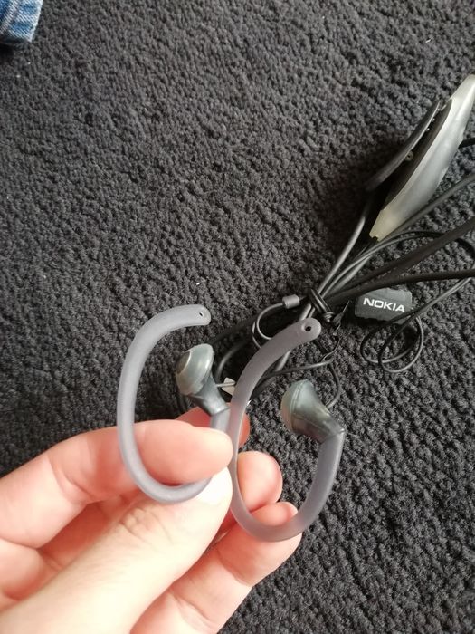 Conjunto de cabos e auriculares Nokia