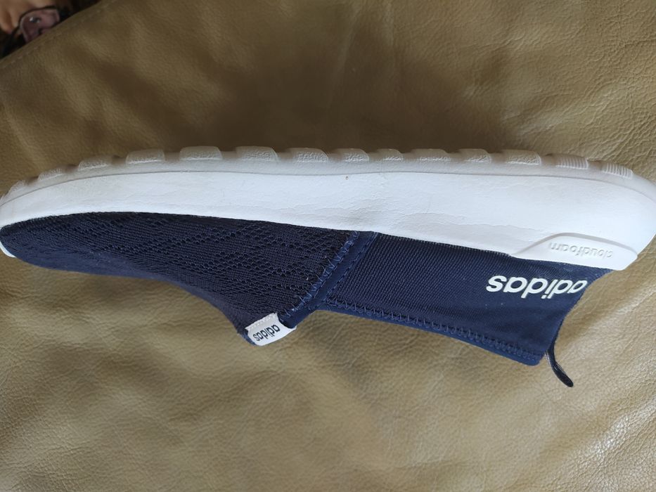 Adidas cloudfoam