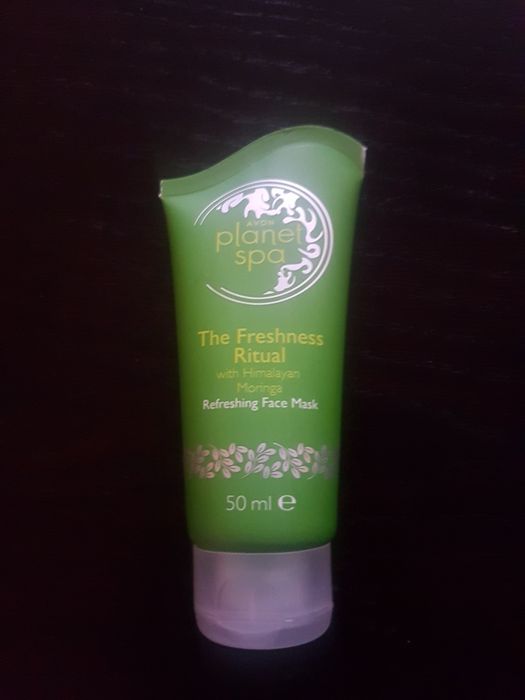 Avon Planet Spa odświeżająca pianka oczyszczająca Moringa Himalajska