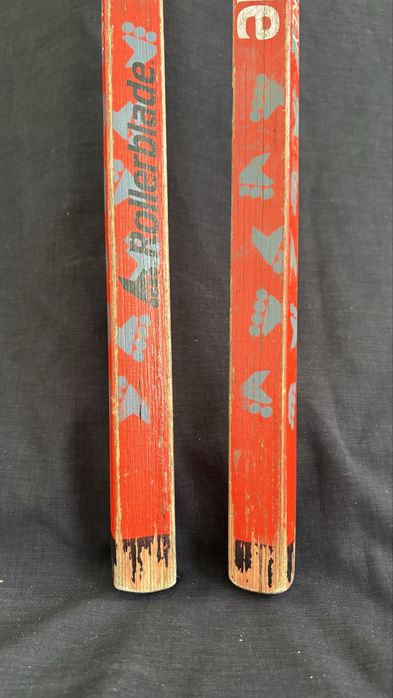 2 sticks de hochey de patins em linha