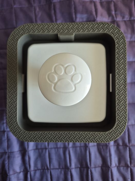 Фонтанчик для котів та собак із змінними фільтрами