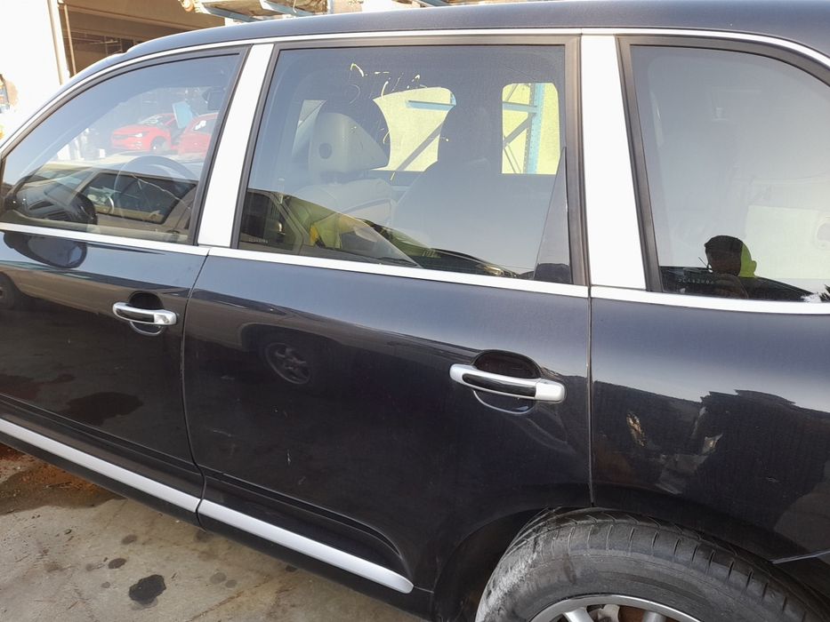 Porta trás esquerda PORSCHE Cayenne (9PA)