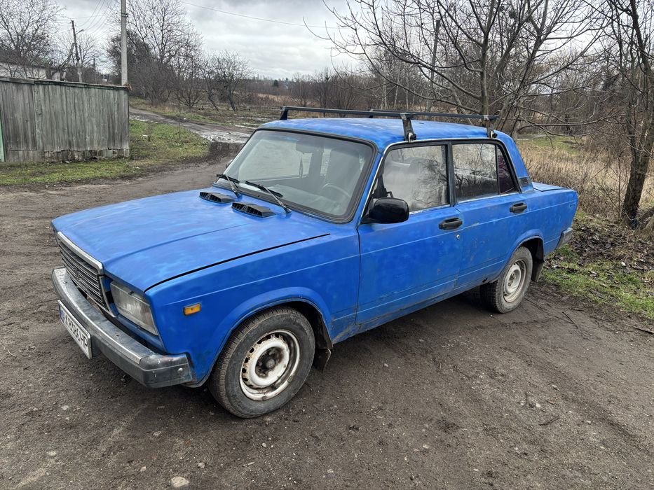 Продам авто ваз 2107