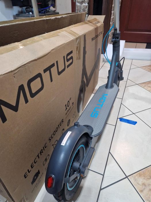 Hulajnoga elektryczna Motus Scooty 10” Lite/nowa