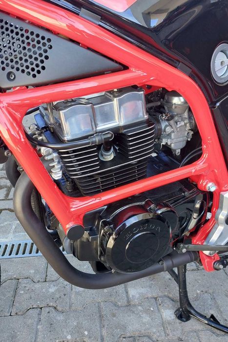 HONDA CB 450 S - 1987 contacto 916937359