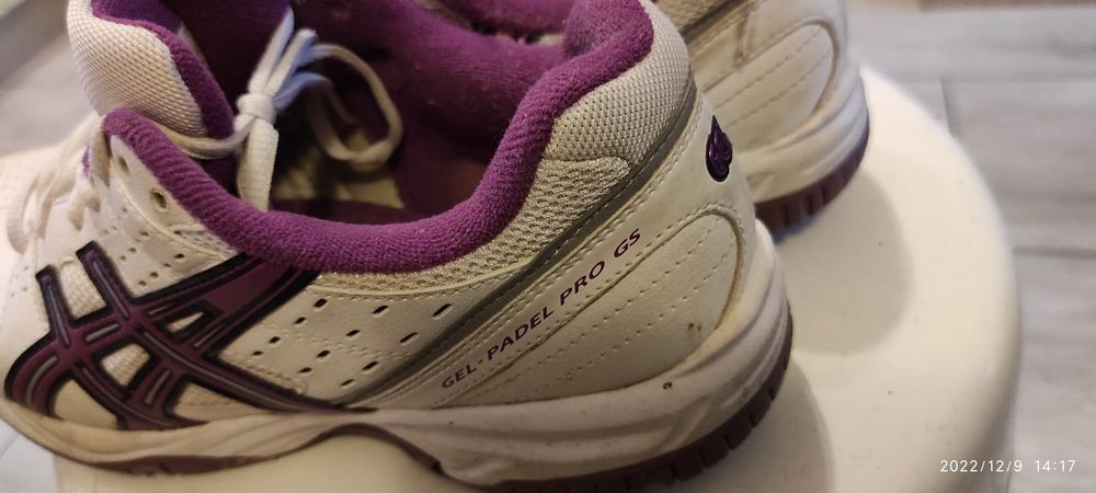 Asics. skórzane damskie buty sportowe r. 39