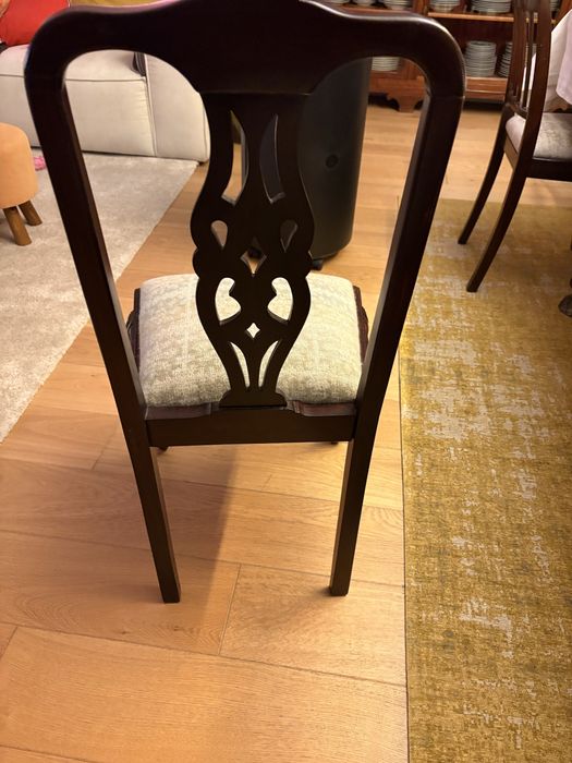 4 Cadeiras seculo XX EM  optimo estado